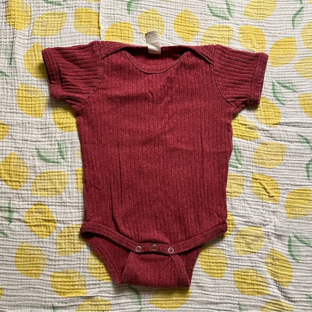 Kate Quinn organic cotton short sleeve onesie